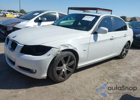 2011 BMW 328I из США, поврежденный, VIN WBAPH5C56BA445056